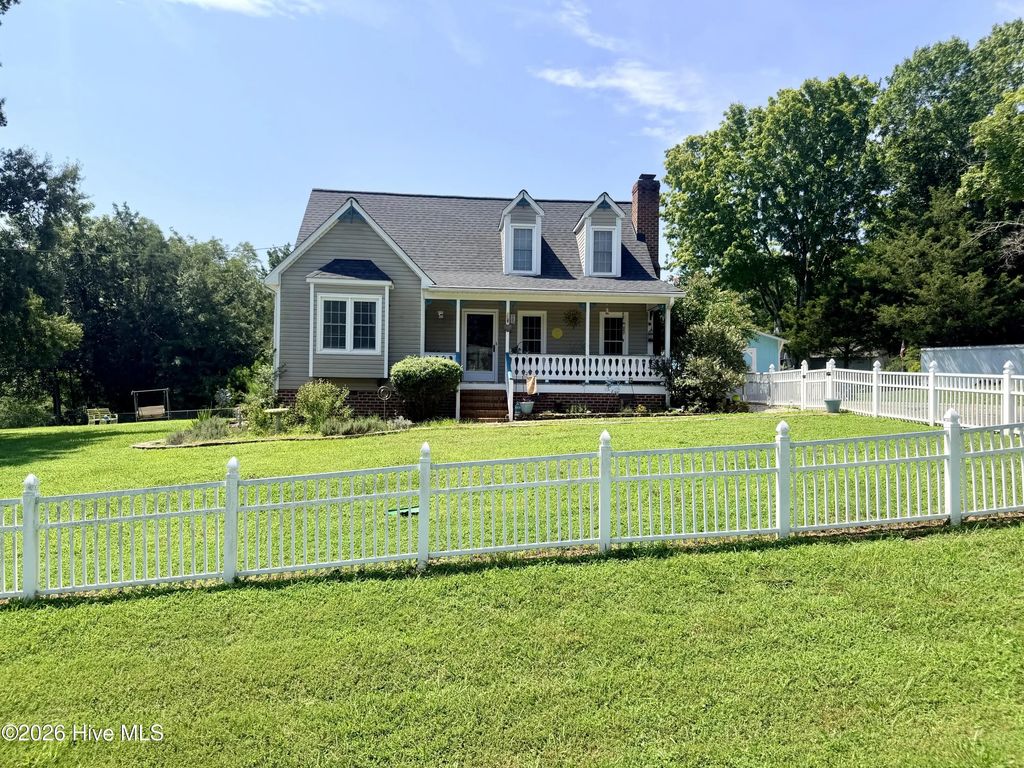 1070 W River Run, Asheboro