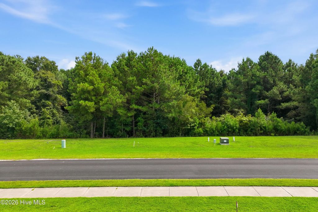 326 Spicer Lake Drive, Holly Ridge