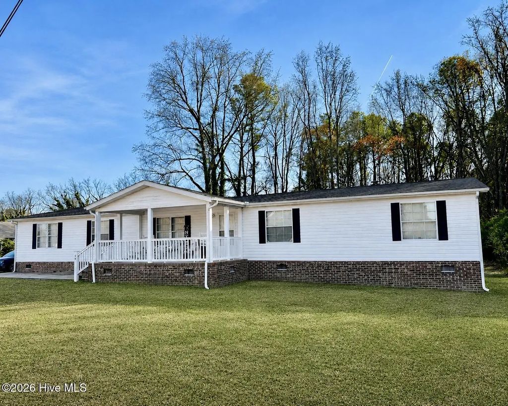 667 Fountain School Road, Battleboro