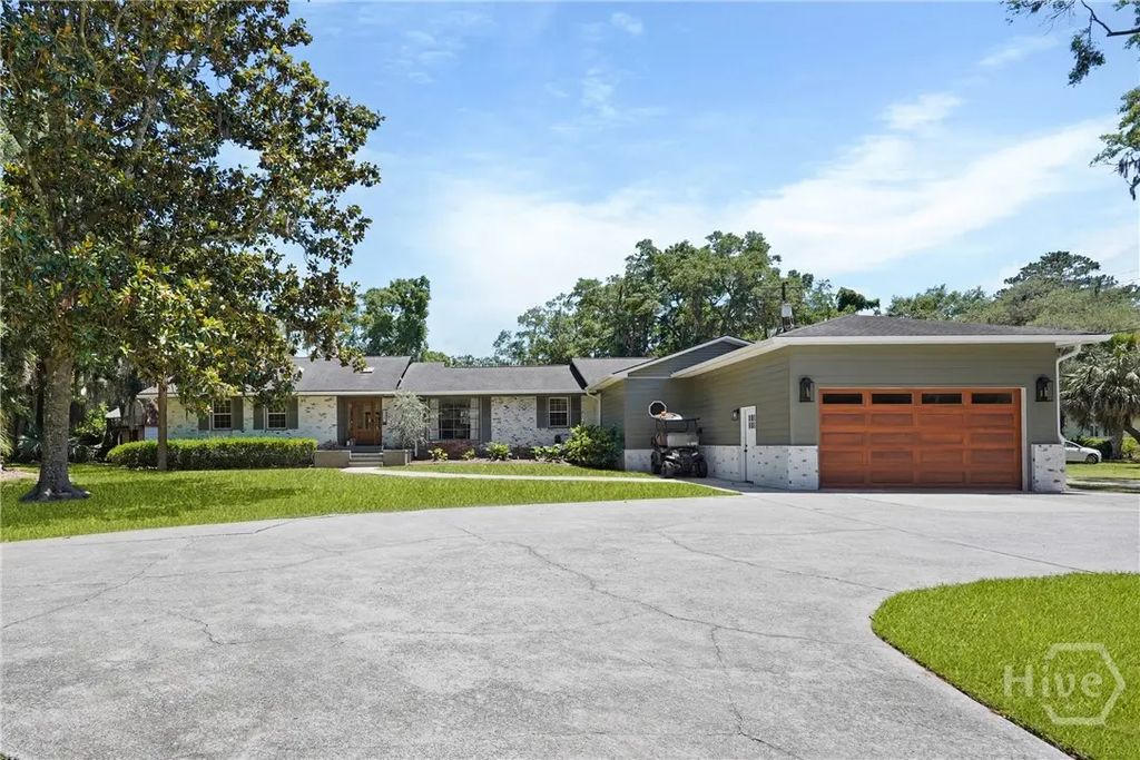 1112 Walthour Road, Savannah