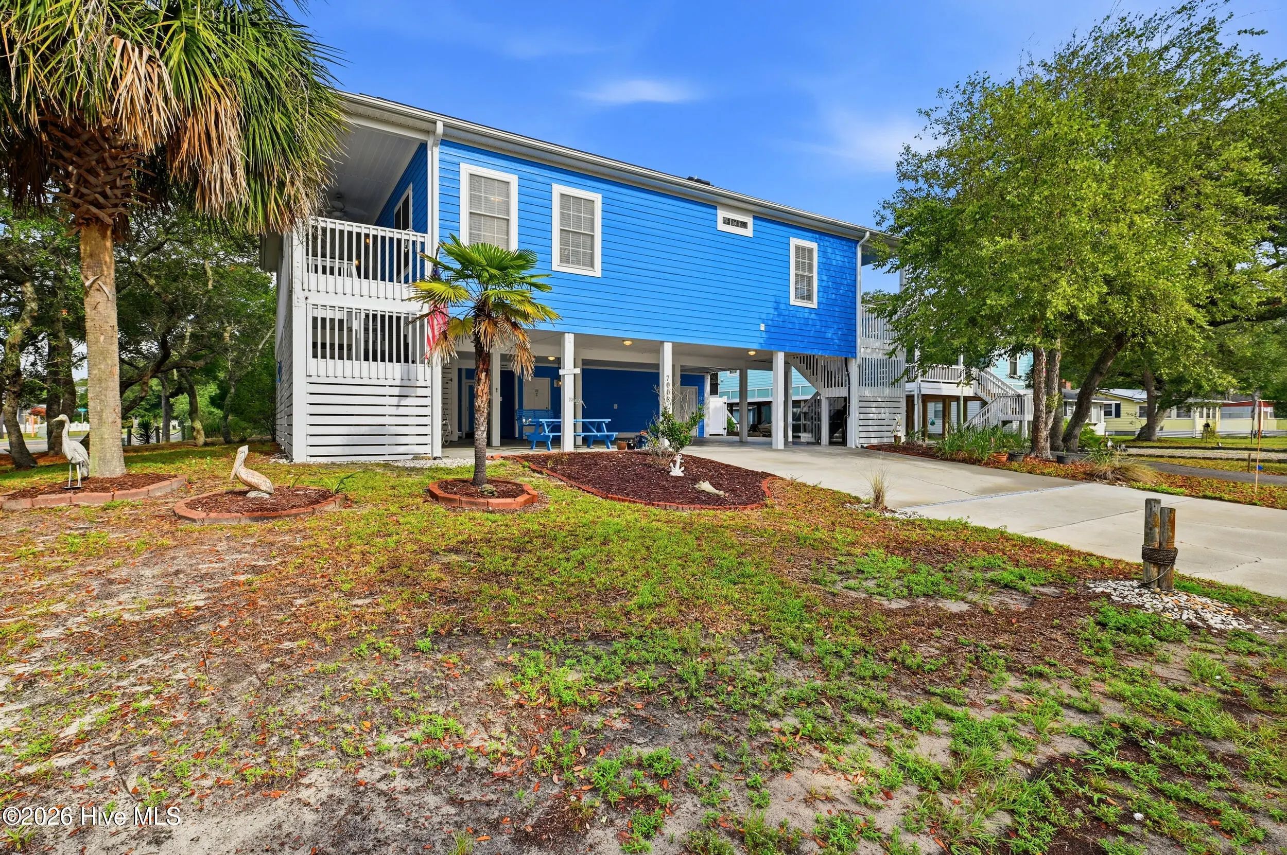 7008 E Oak Island Drive, Oak Island