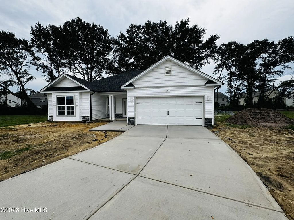507 S Carey Street 62, La Grange