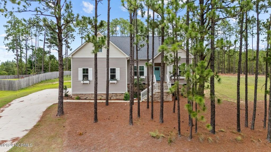 428 Gretchen Road, West End