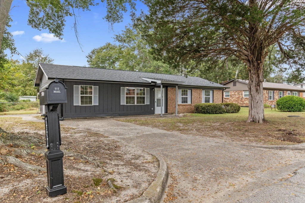 2528 Georgetown Drive, 