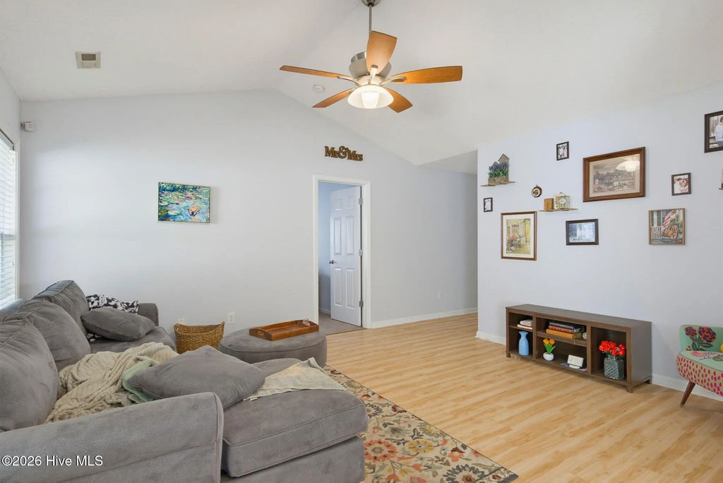 110 Belvedere Drive, Holly Ridge