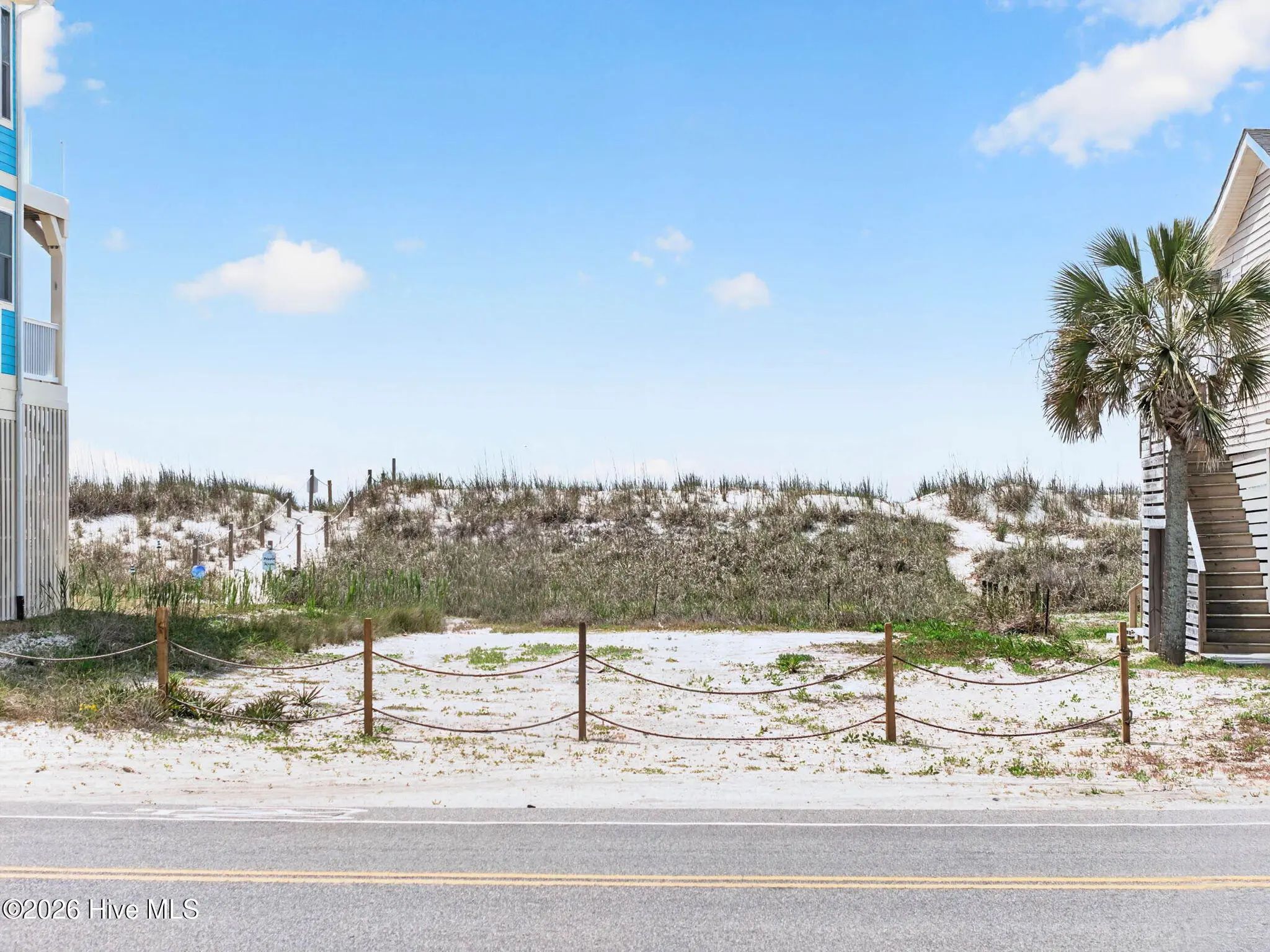 4913 E Beach Drive, Oak Island