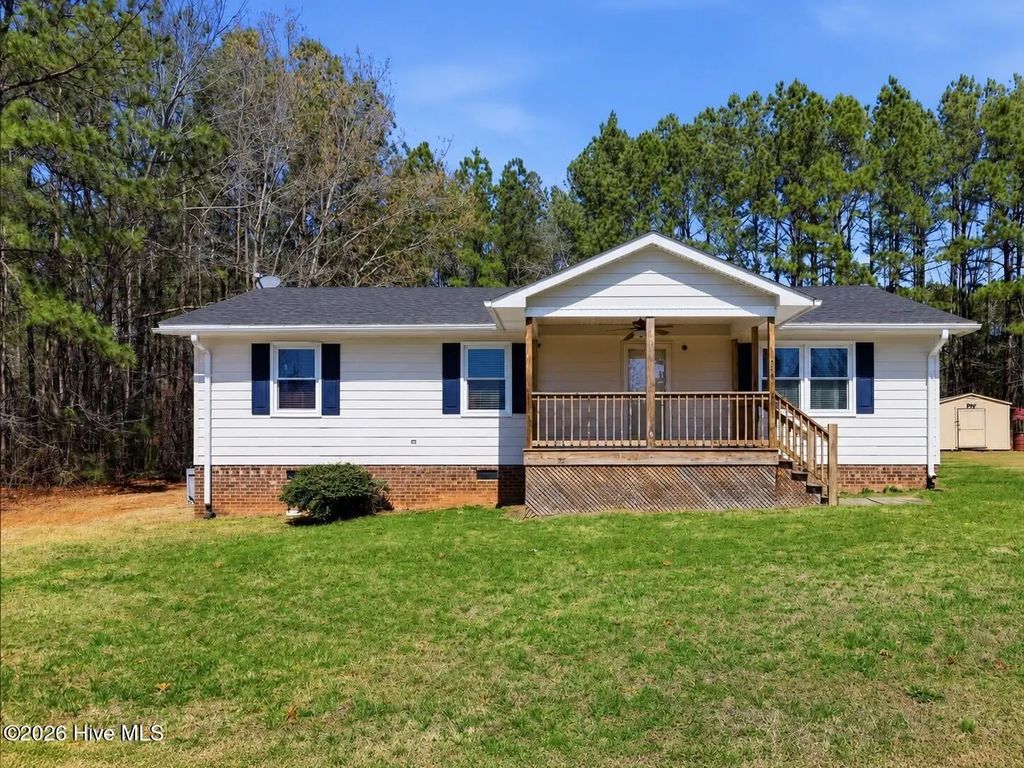 254 Capps Farm Road, Hollister