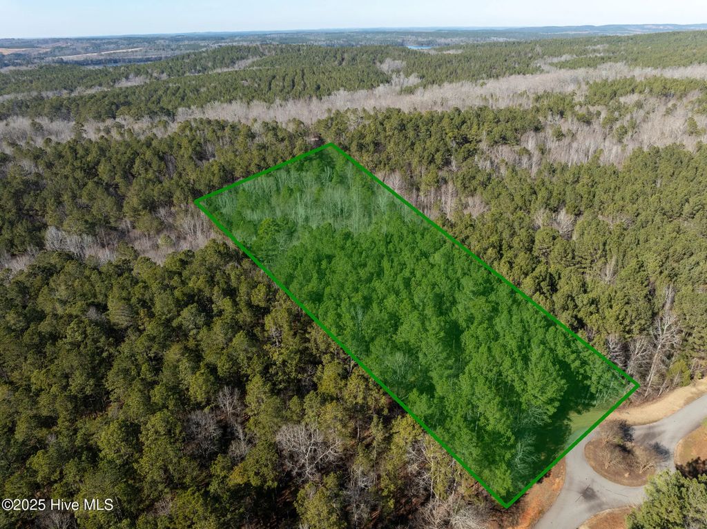141 N State Lane, Rockingham