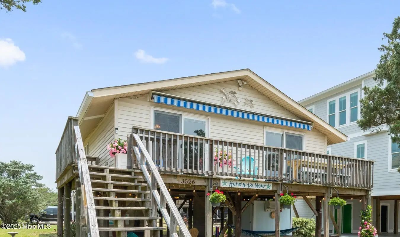 3526 E Dolphin Drive, Oak Island