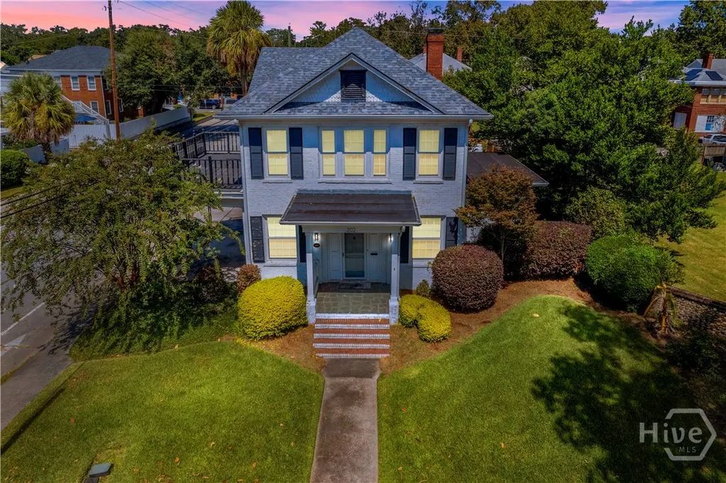 202 E 49th Street, Savannah