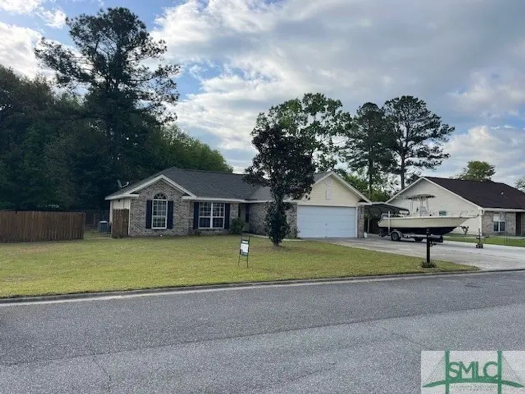 327 River Bend Drive, Midway