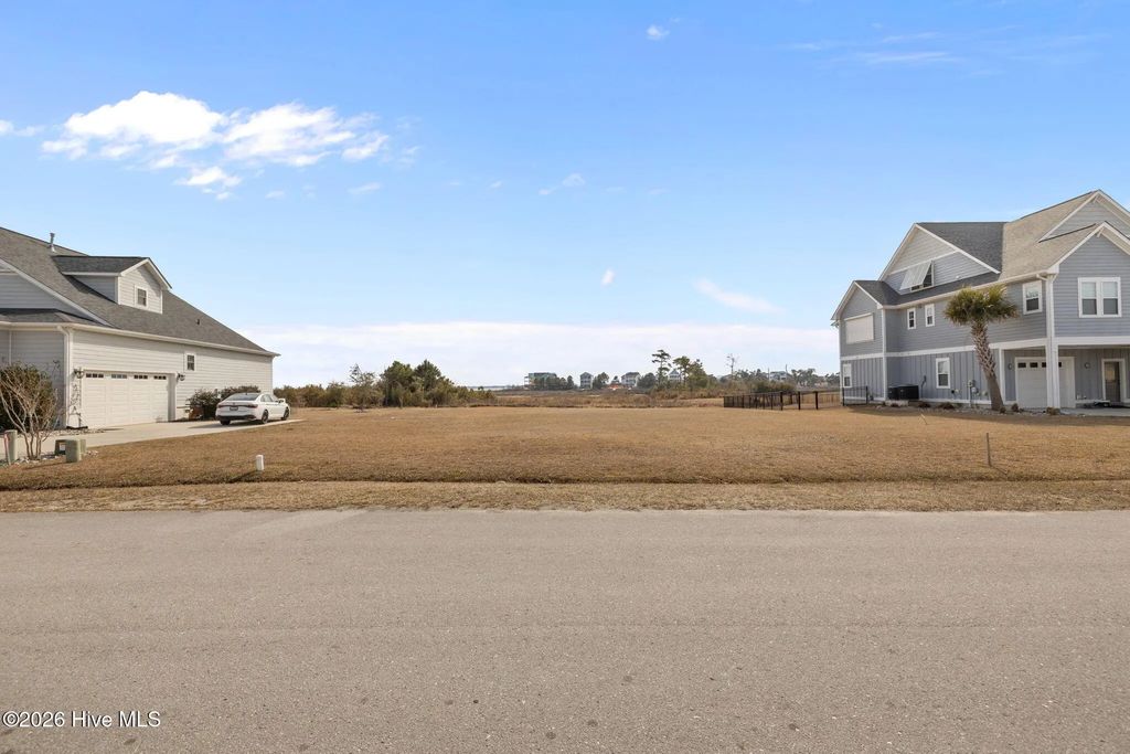 506 Lanyard Drive, Newport