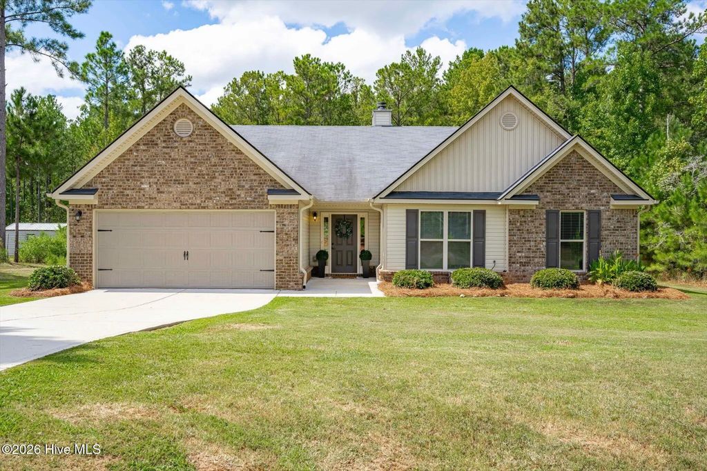 1746 Sara Hunter Lane Nw, Milledgeville