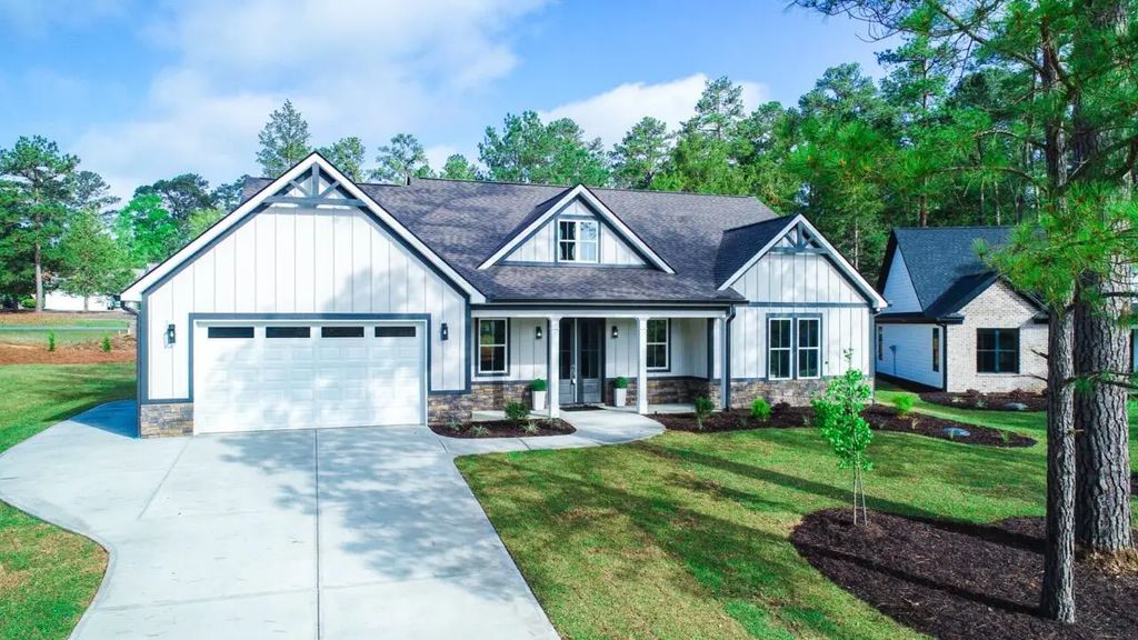 307 Wellington Court, McCormick