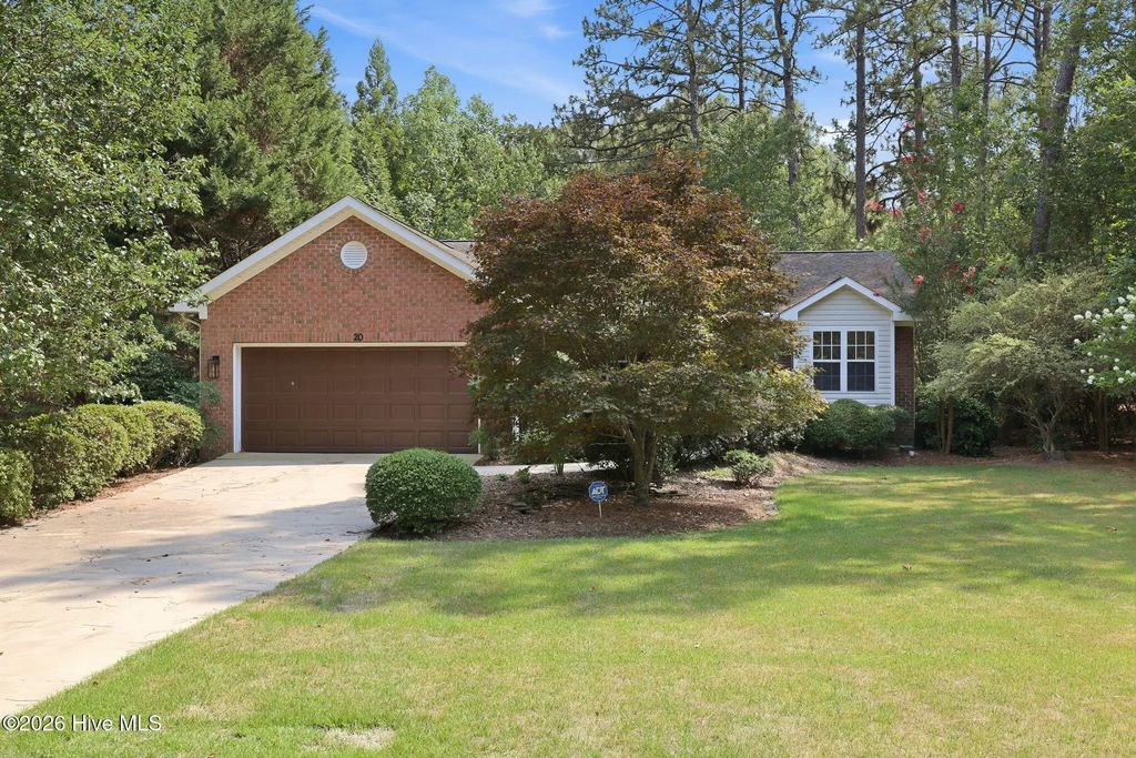 20 Starlit Lane, Pinehurst