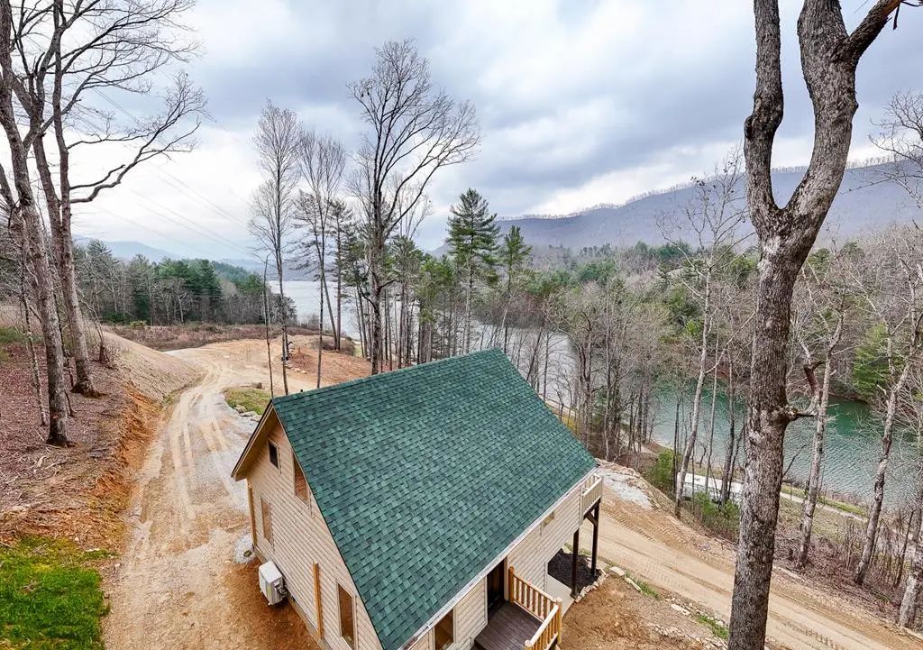 153 Betty Sue Deyton Road, Lake Santeetlah