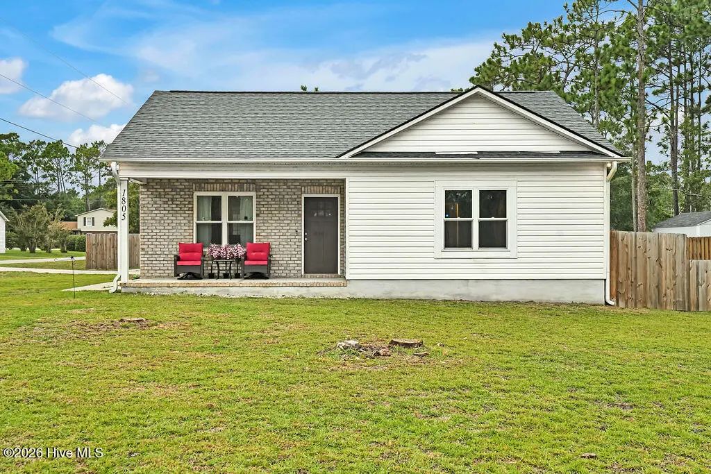 1805 Salisbury Road, Southport