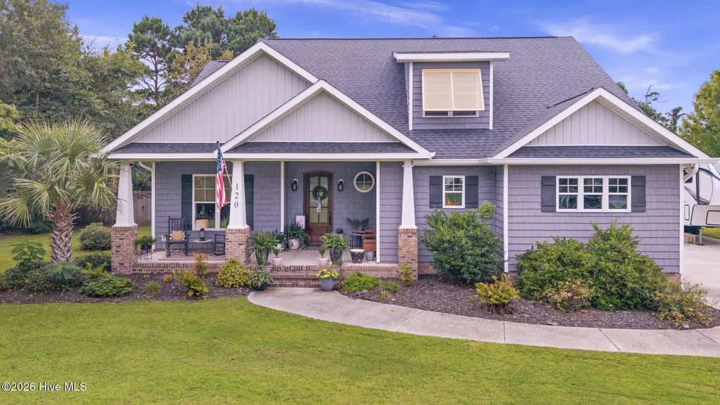 120 Pine Bluff Drive, Morehead City