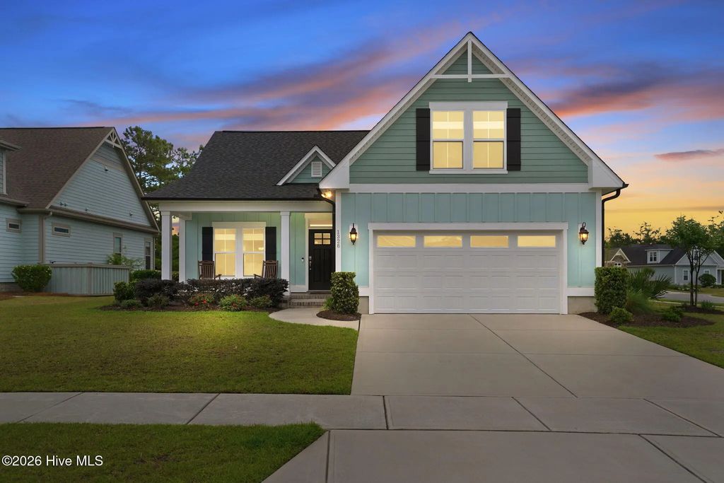 1326 Star Grass Way, Leland