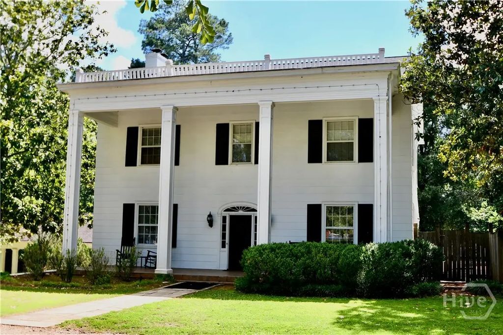 7 & 18 S Main Street, Watkinsville
