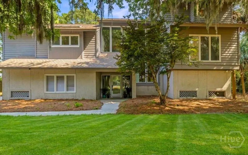 625 Whippoorwill Road, 