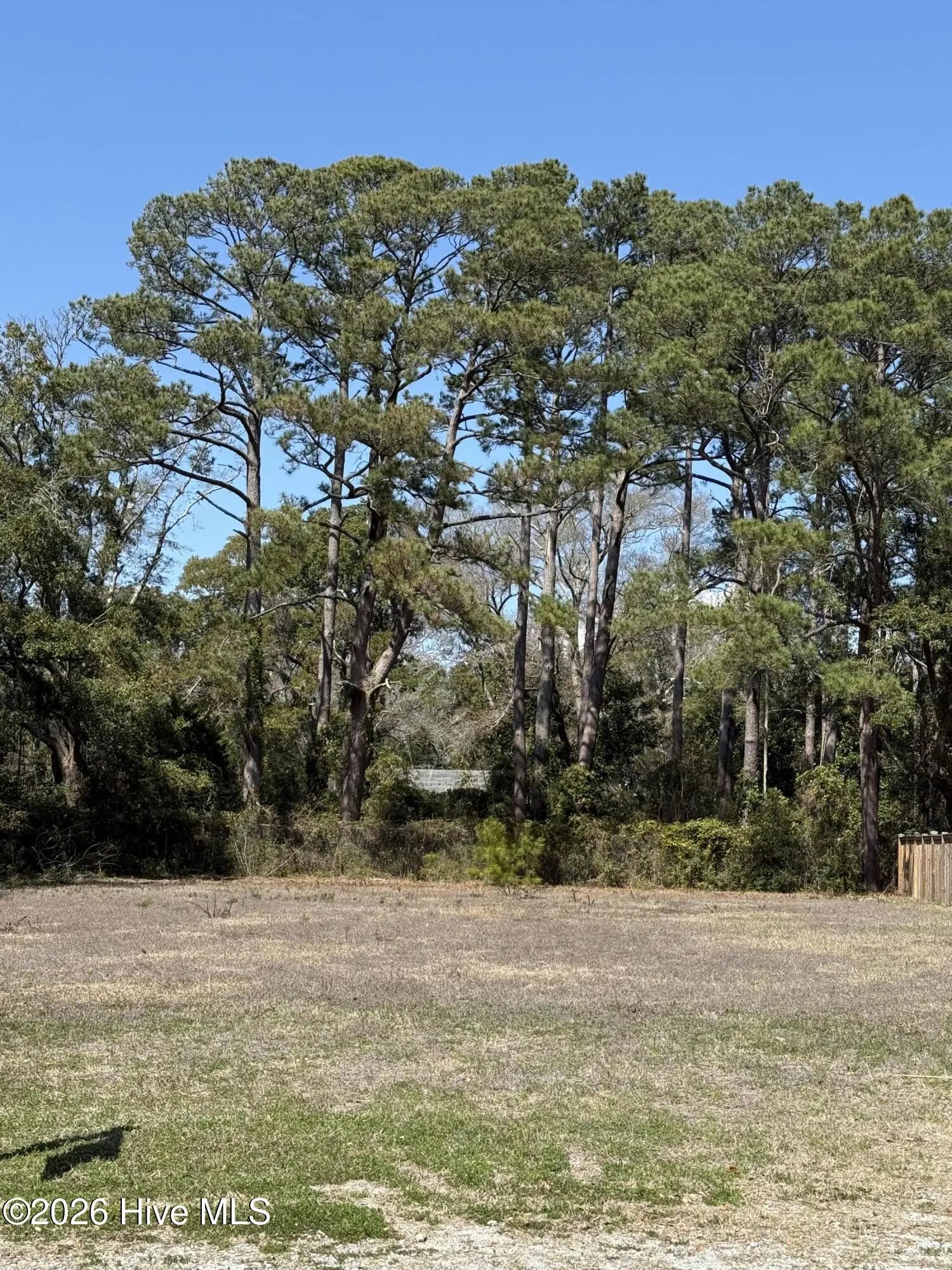 211 E Leonard Street, Southport