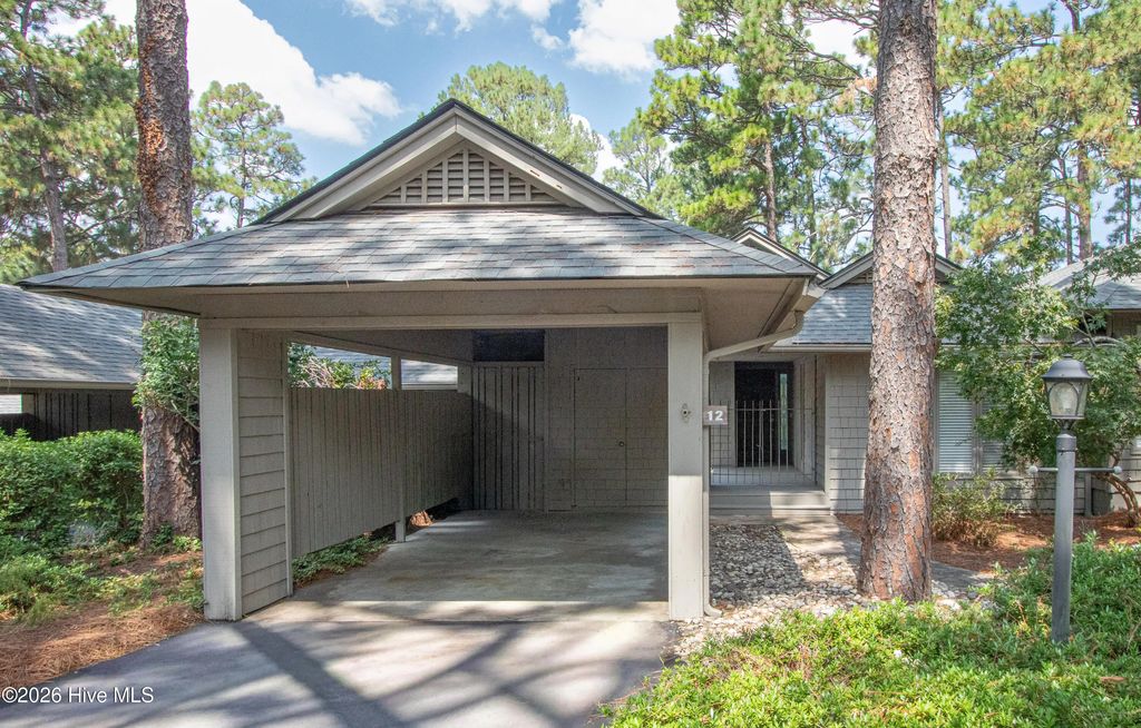 285 Sugar Gum Lane - 12 Aronimink, Pinehurst