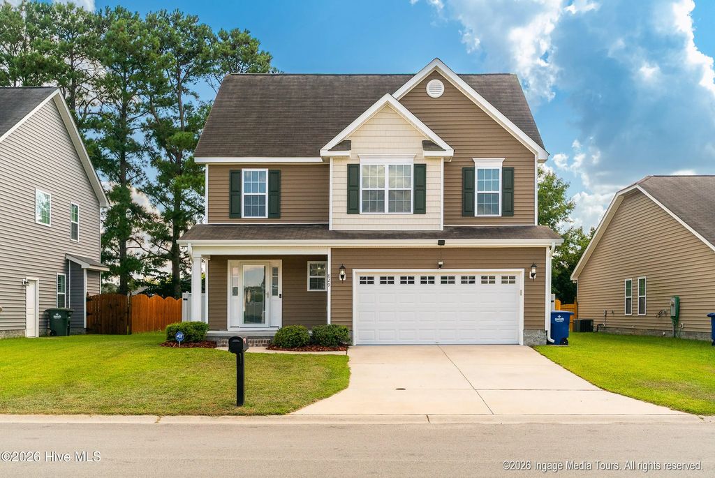 829 Jade Lane, Winterville