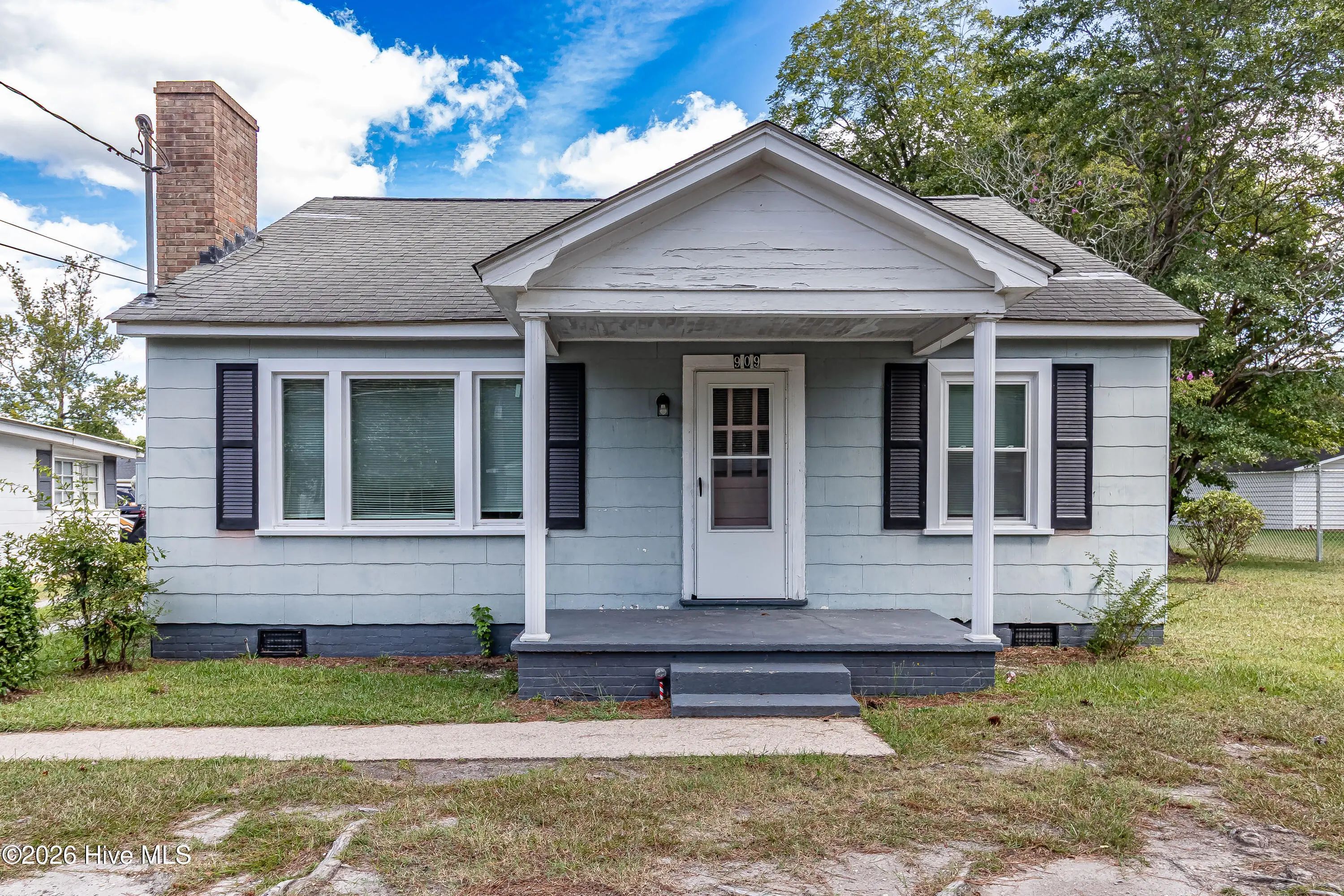 909 E 4th Street, Goldsboro
