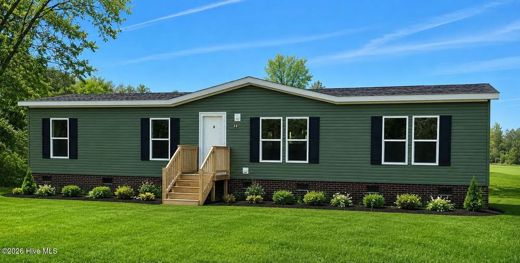 690 Furnie Hinson Road, Whiteville