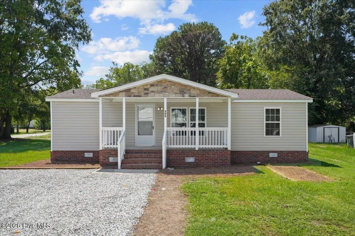 208 E Boundary Street, La Grange