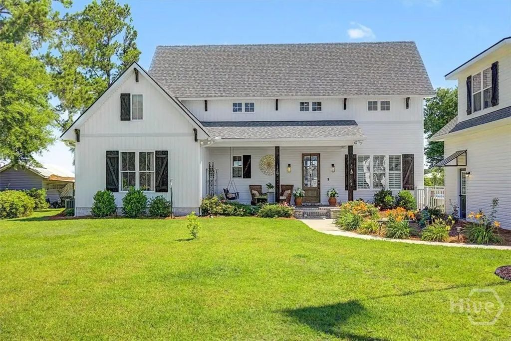 164 River Road, Midway