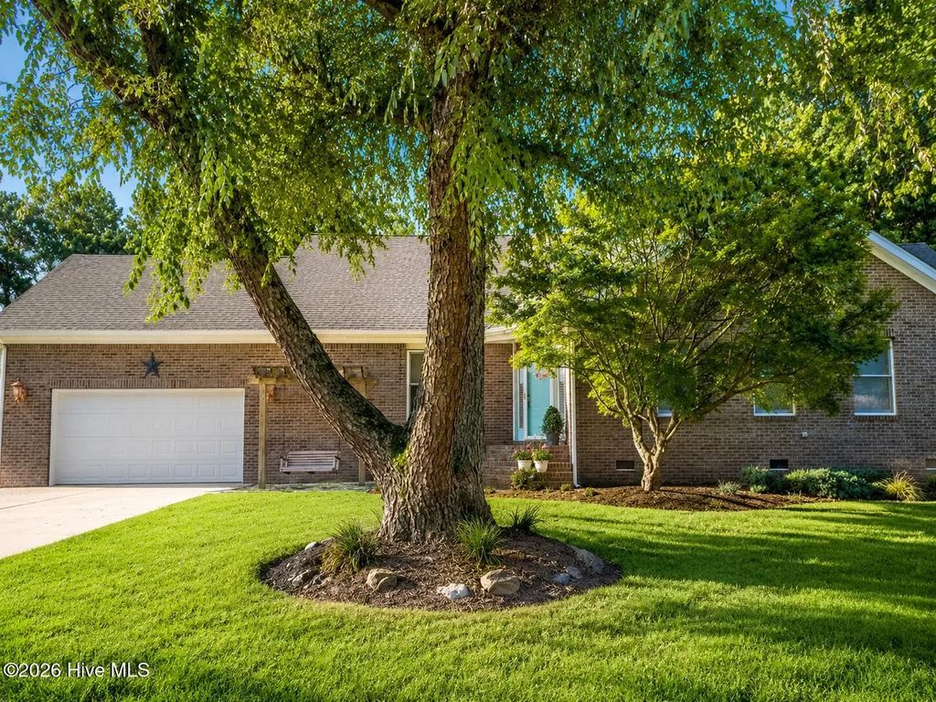 147 N Point Boulevard, Moyock