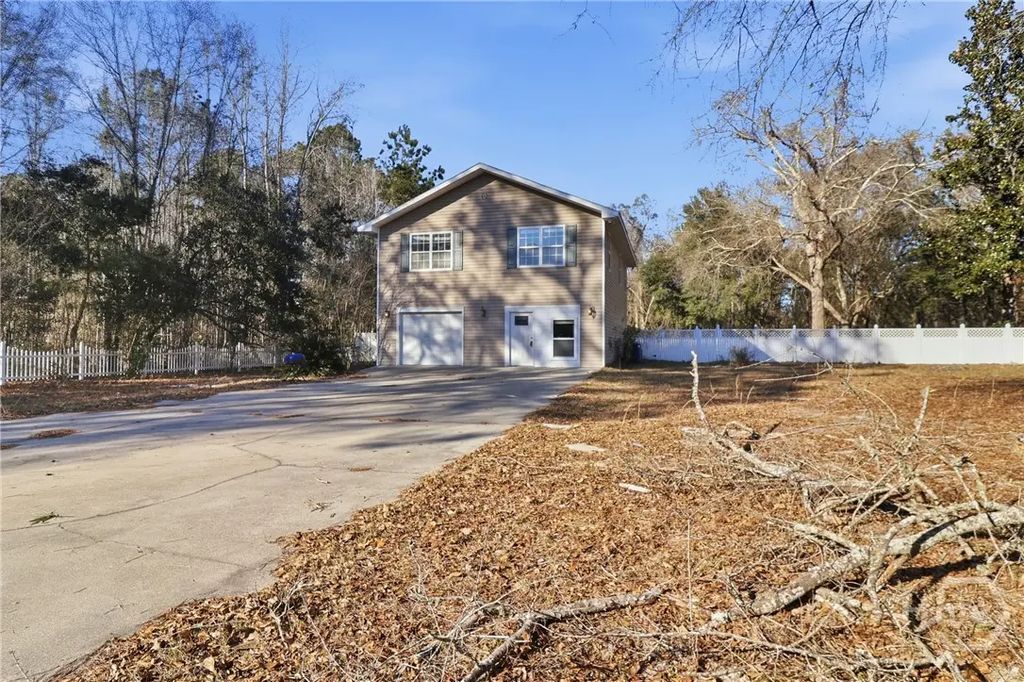 375 Pine Needle Drive, Ellabell