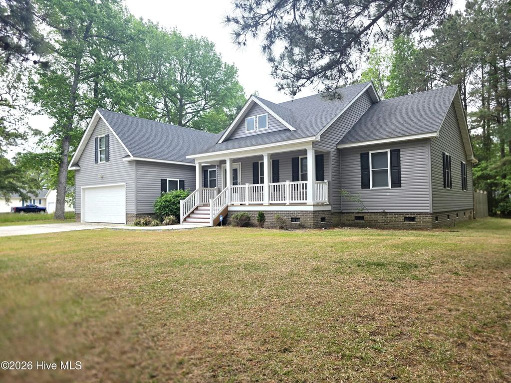 155 Savannah Avenue, Grandy