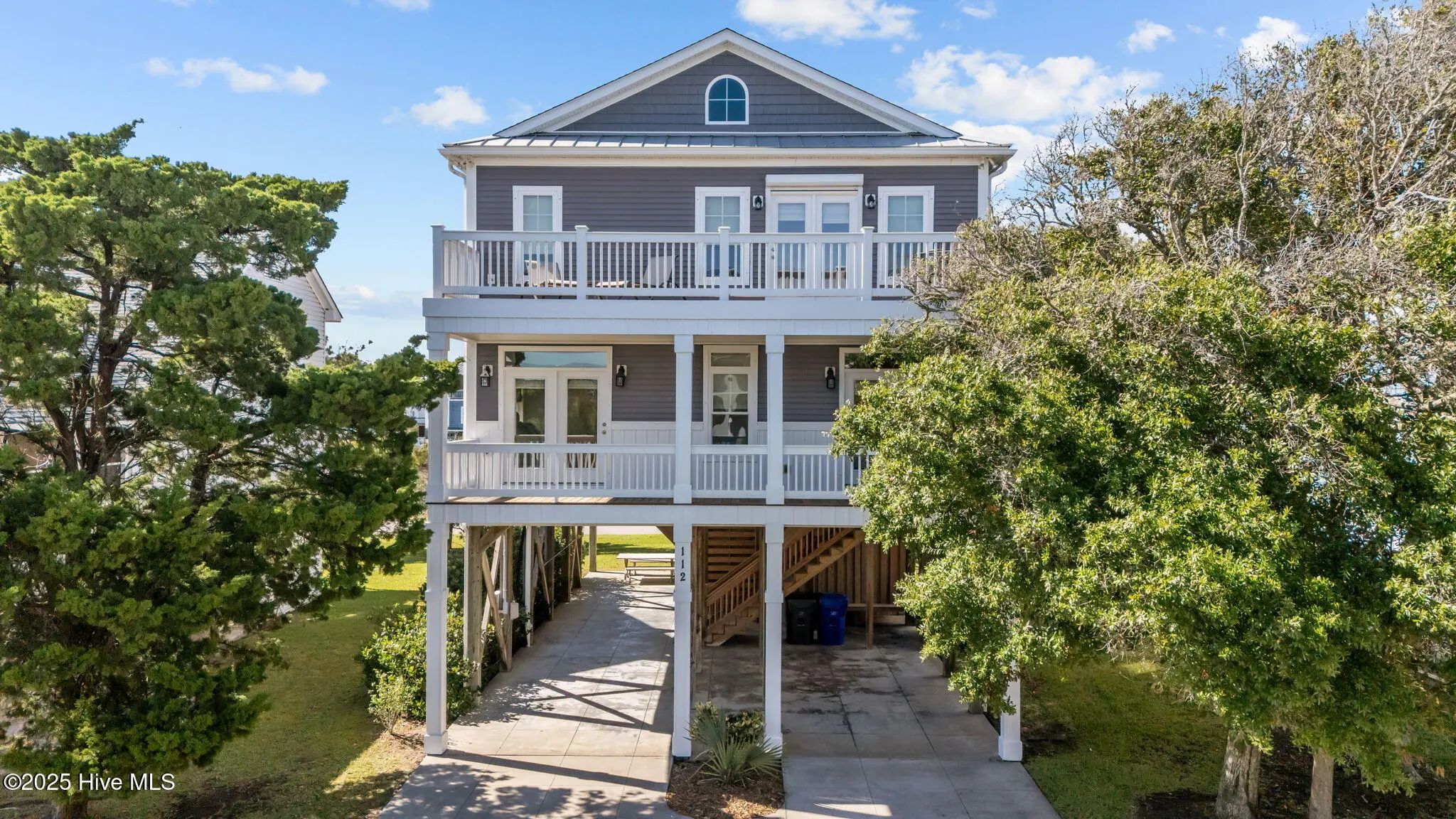 112 Se 71st Street, Oak Island