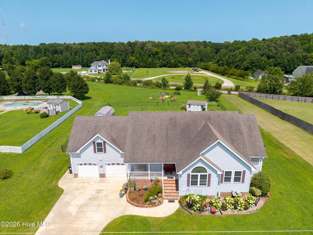 573 Snowden Road, Moyock