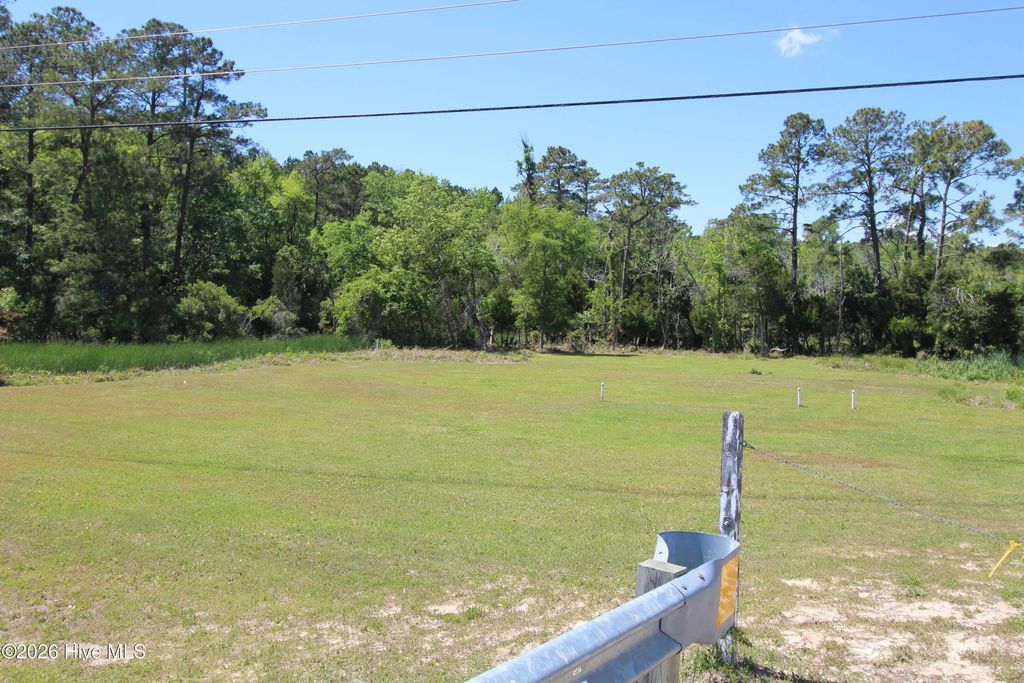 223 Bear Creek Road, Hubert