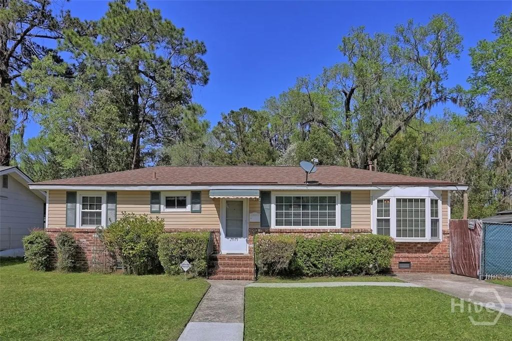 2444 E 39th Street, Savannah