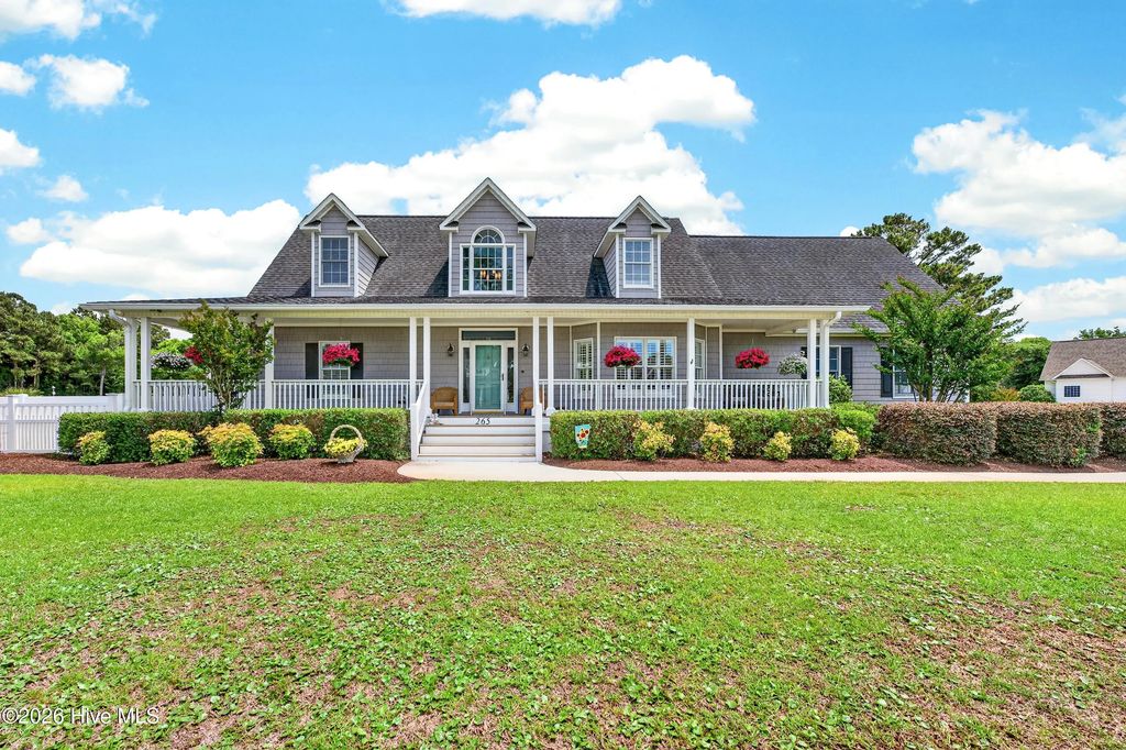 265 Yacht Club Drive, Newport