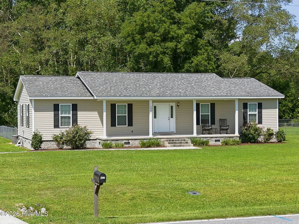 4900 Pleasant Plain Road, Ayden