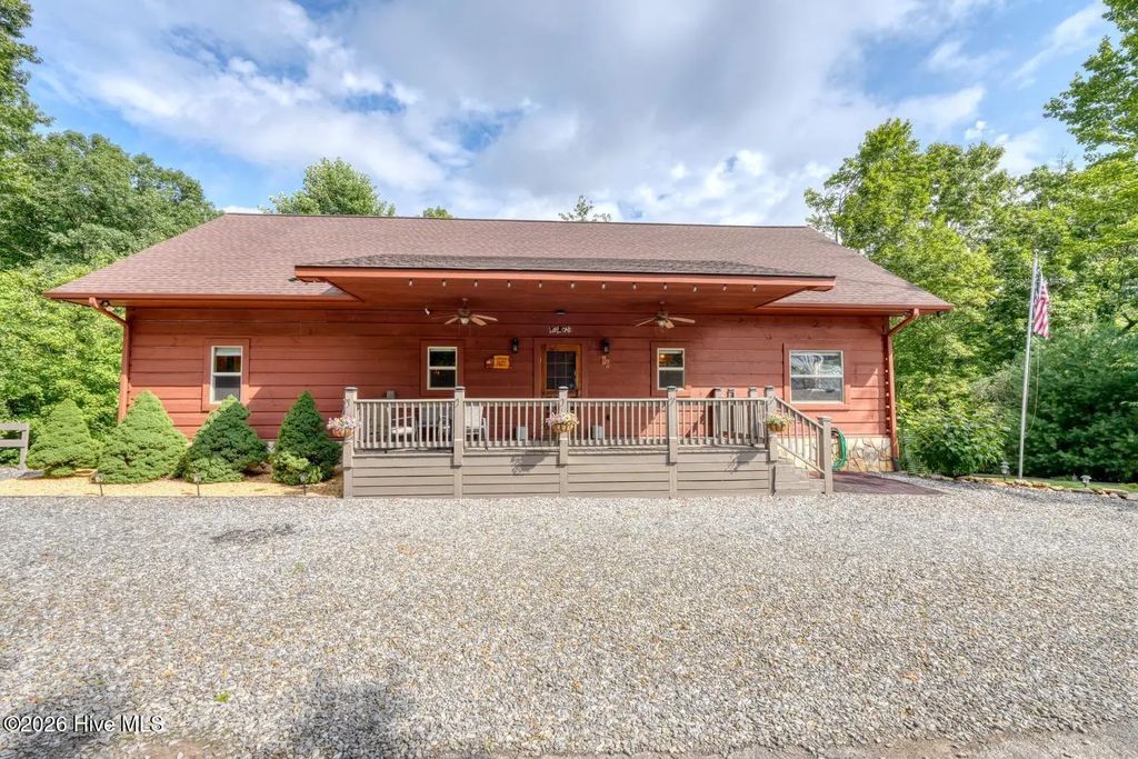 66 Huntington Circle, Murphy