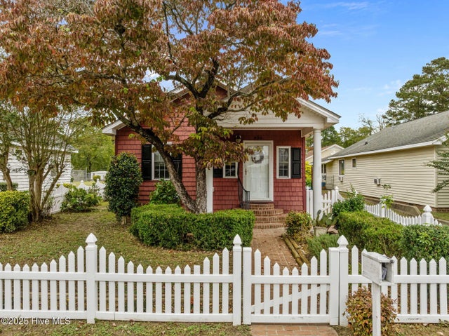 820 Park Drive, Washington