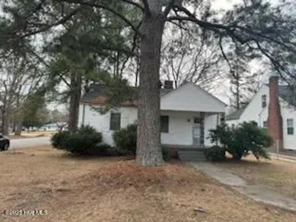 825 Redgate Avenue, Rocky Mount