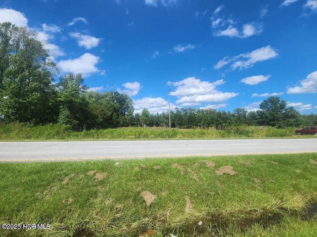 6943 Us 264 E, Greenville