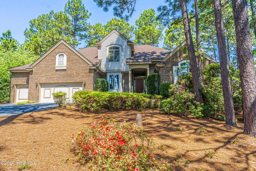 11 Squires Lane, Pinehurst