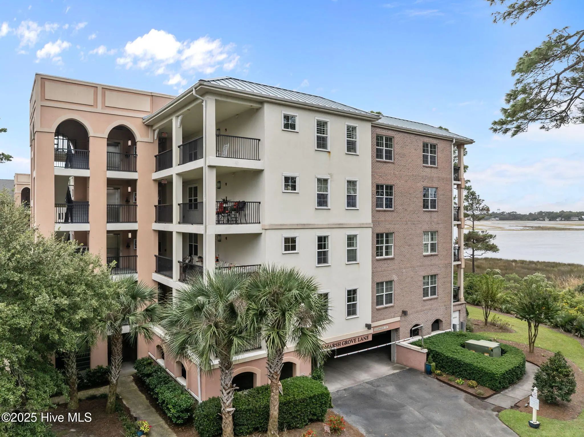 2100 Marsh Grove Lane Unit 2404, Southport