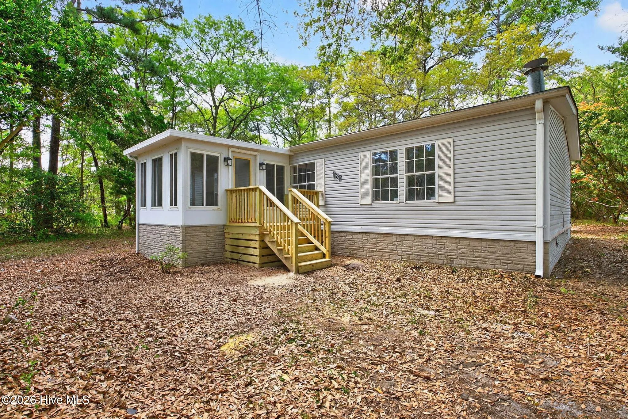929 Lanvale Road Ne, Leland