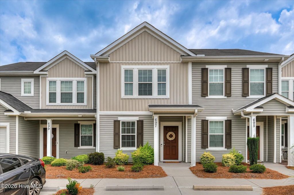697 Aberdeen Circle, Columbia