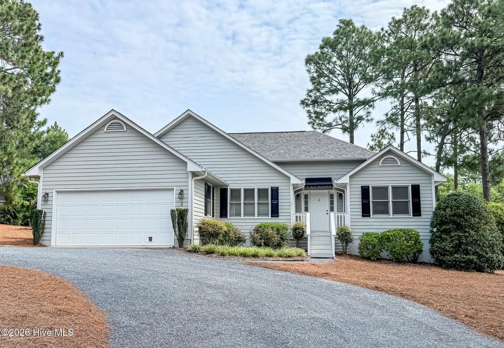 5 Bridle Path Circle, Pinehurst